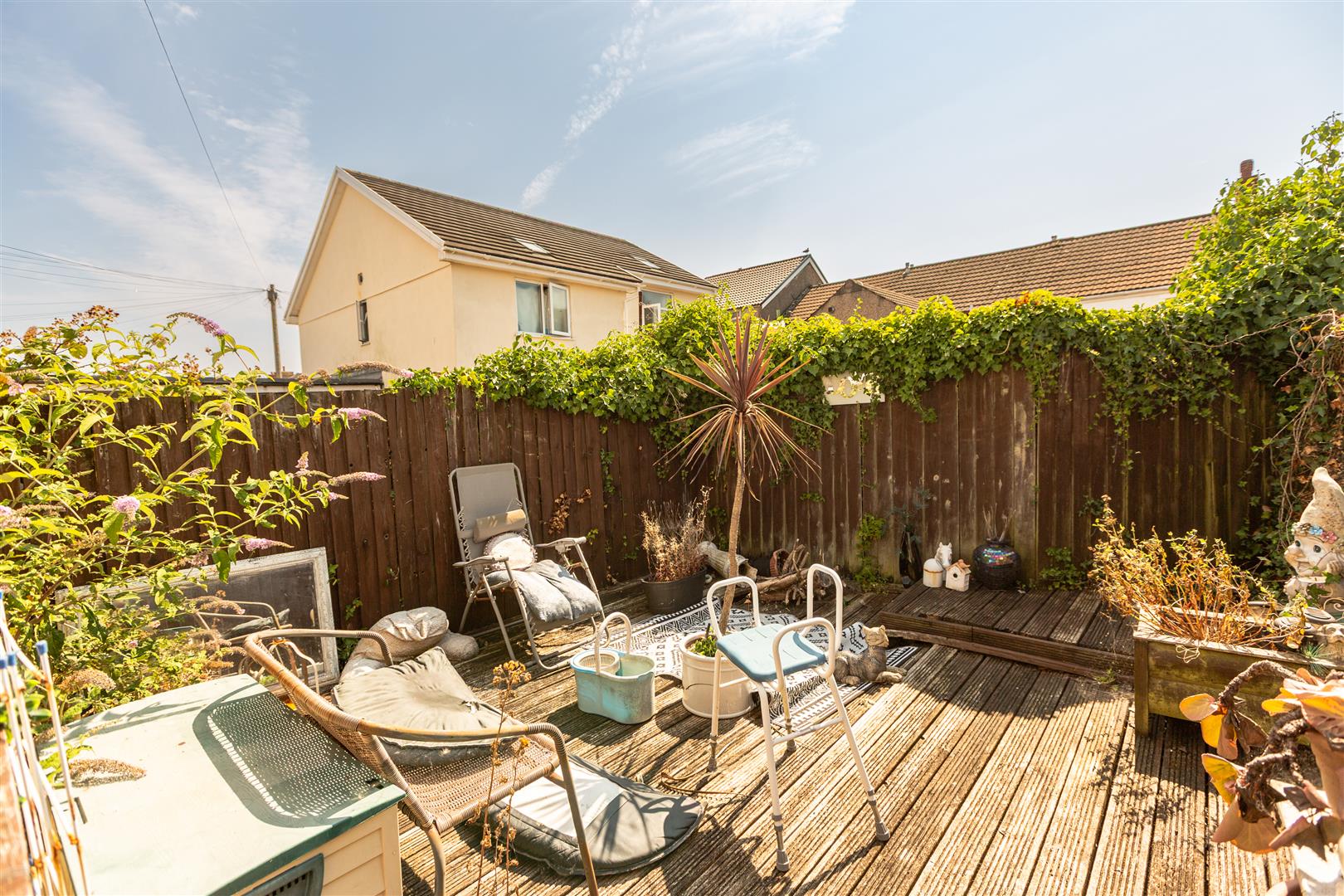 Oxford Street, Sandfields, Swansea, SA1 3JN